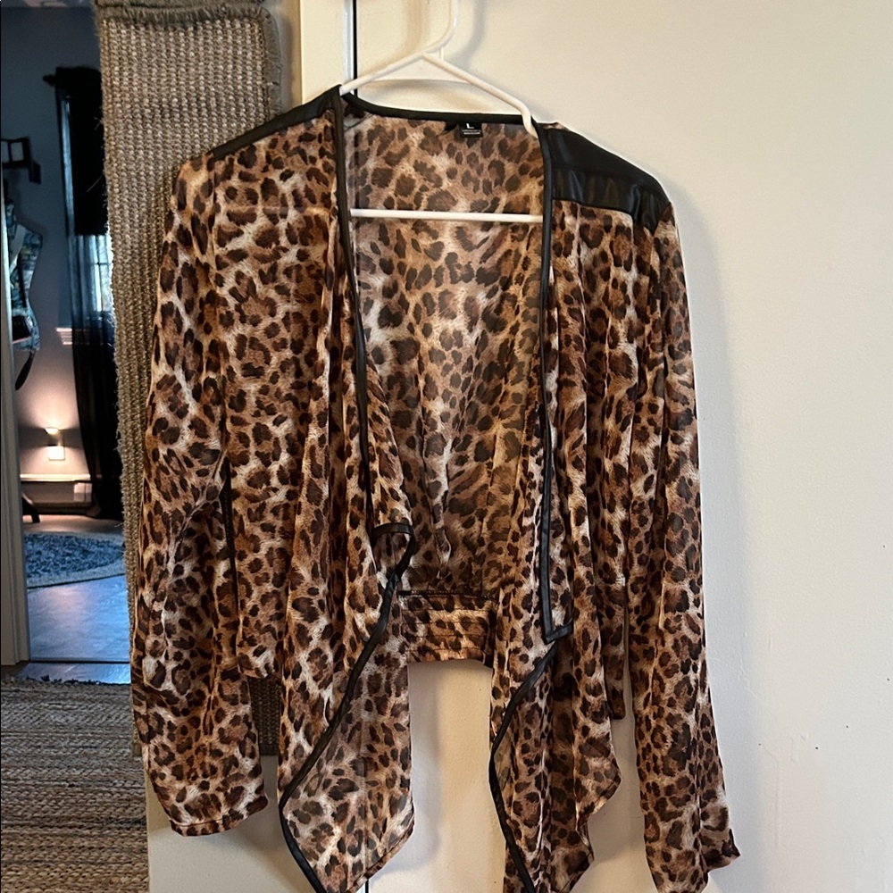 Red Fox Leopard Cardigan with zipper detail